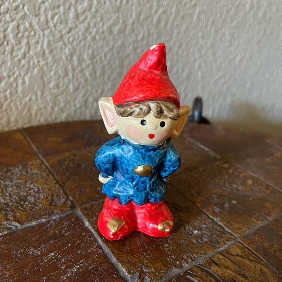 Vintage hand painted gnome - Picture 2 of 7
